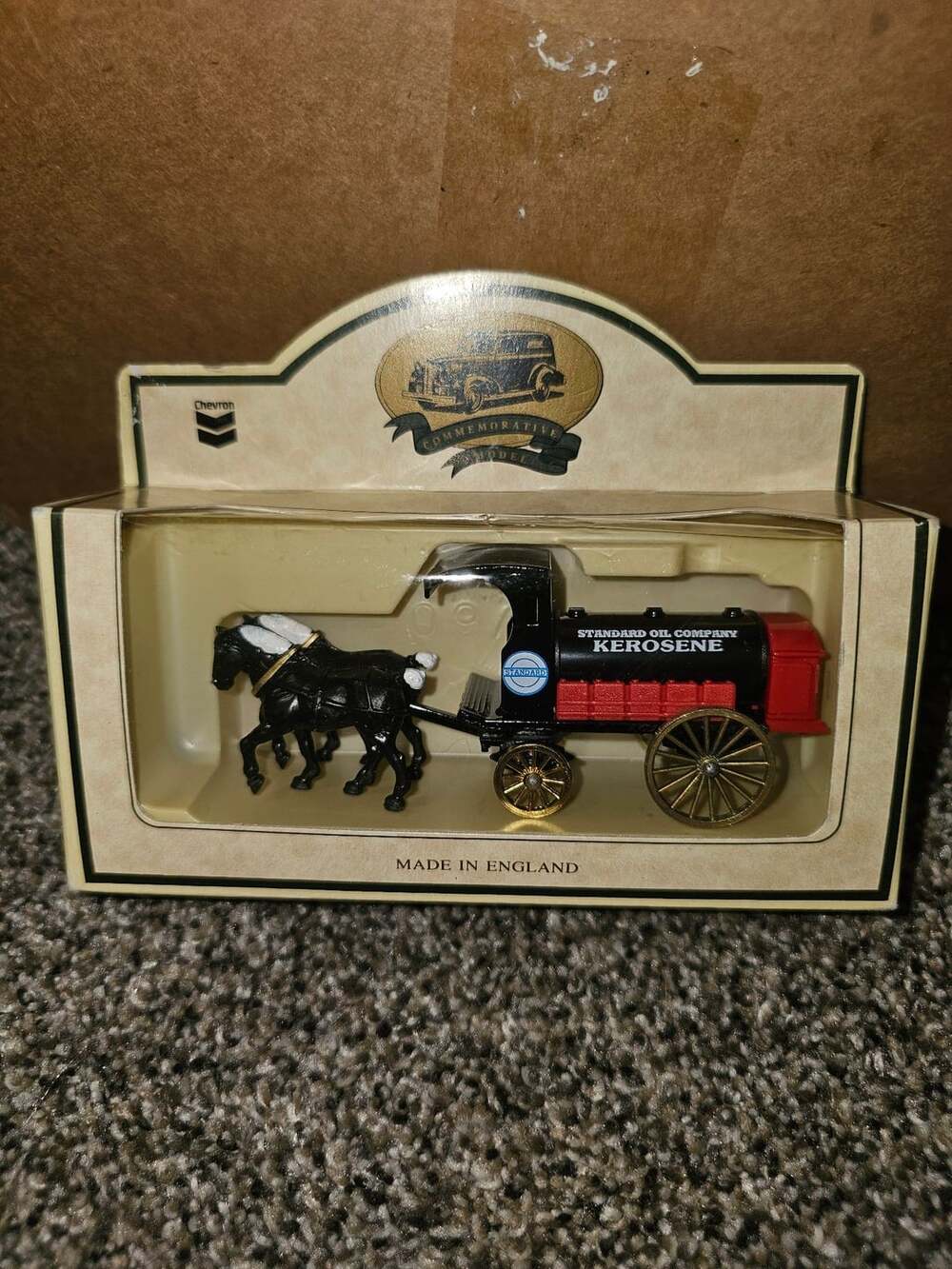 Chevron Commemorative Model Horse Drawn Wagon Kerosene in box